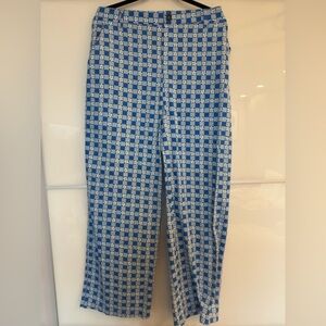 Wild Fable button-up baggy pants, blue & white floral print, size medium.